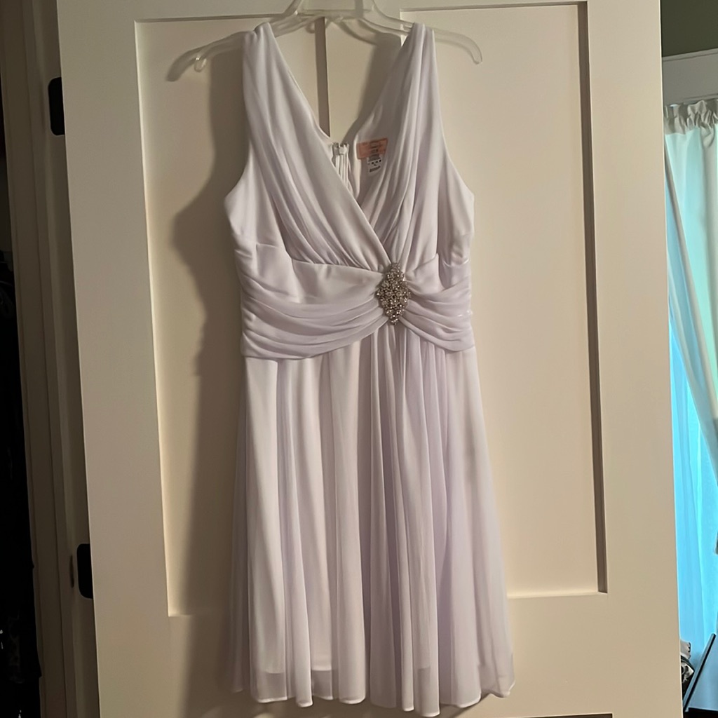 Cindy White Special Occasion Dress Xl
